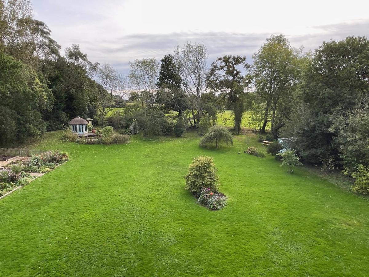 Fernwood Panzió Ringwood Kültér fotó
